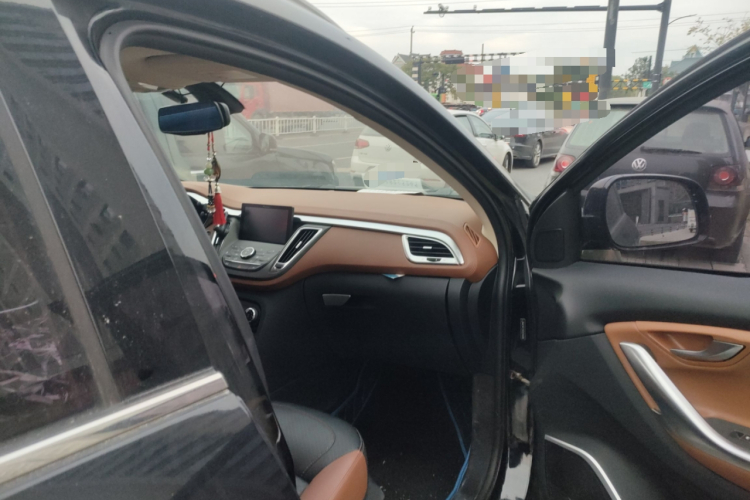 东南DX7 2015款 1.5T 自动豪华型局部细节9005