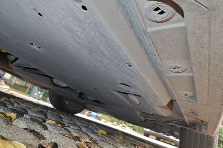 丰田 凯美瑞 2018款 双擎 2.5HG 豪华版局部细节9001