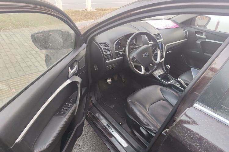 吉利汽车 帝豪 2015款 三厢 1.5L 手动向上版中控内饰7003