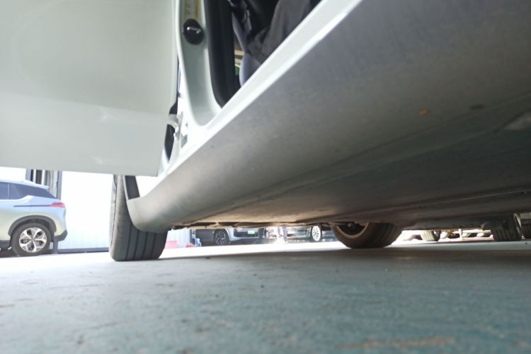 特斯拉 Model Y 2021款 标准续航后驱版局部细节9001