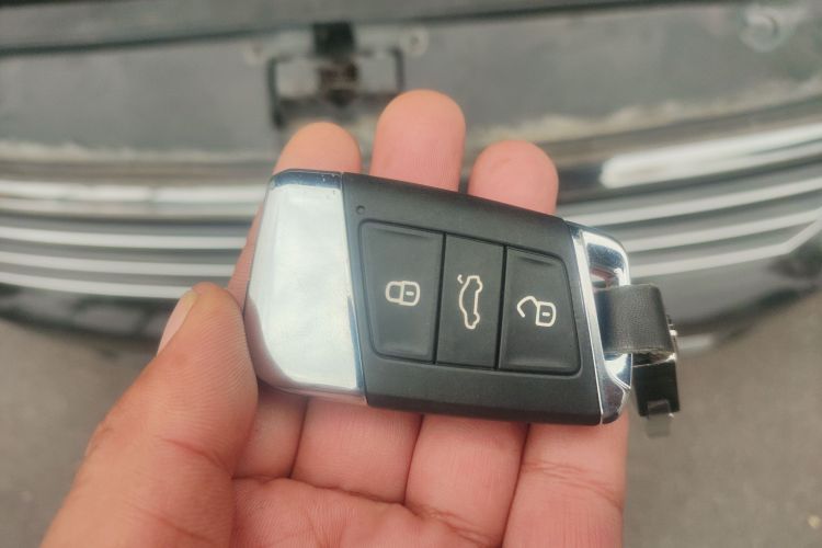 大众 迈腾 2019款 330TSI DSG 领先型 国VI中控内饰11