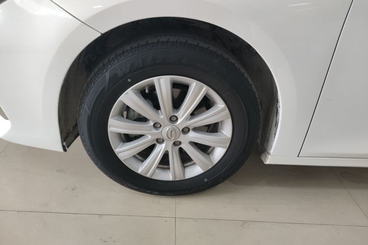 广汽传祺 传祺GA6 2019款 270T 自动精英版车身外观6007