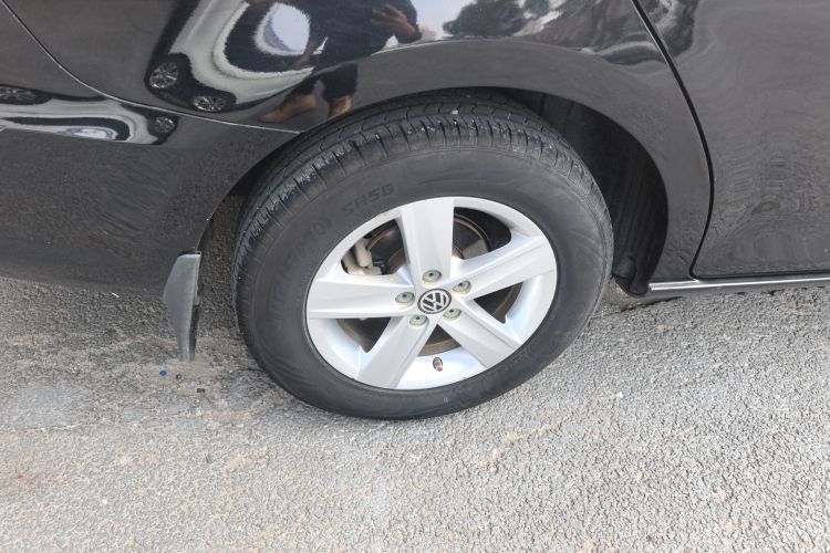 大众 宝来 2014款 1.6L 手动时尚型中控内饰7005