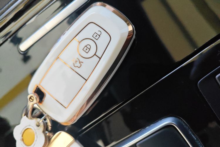 福特 锐界 2020款 EcoBoost 245 两驱豪锐型 7座中控内饰11