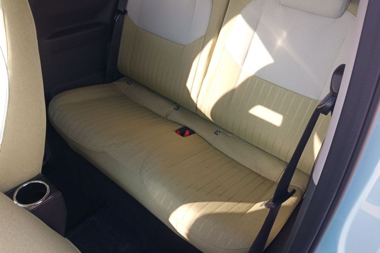 吉利银河 2024款 熊猫mini 200km 耐力熊中控内饰21