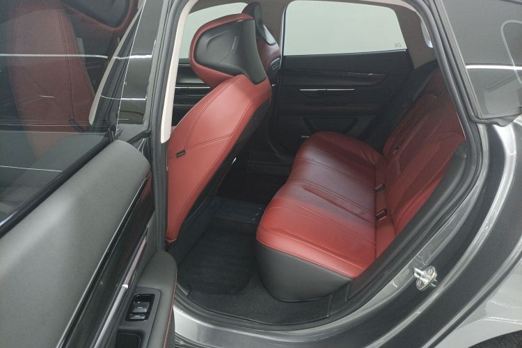 小鹏P7 2020款 670N中控内饰21