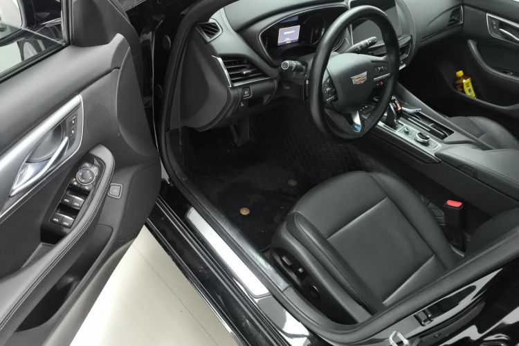 凯迪拉克CT5 2022款 28T 豪华型（标准版）中控内饰20