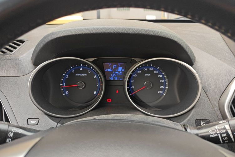 北京现代ix35 2013款 2.0L 自动两驱智能型GLS 国IV中控内饰14