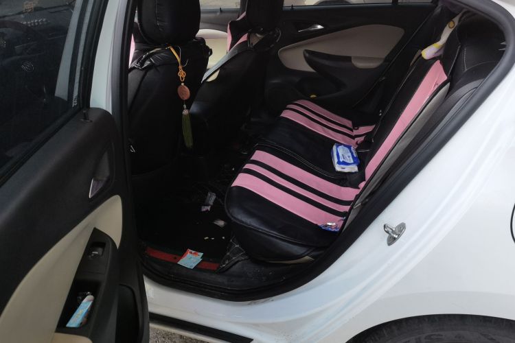 别克 凯越 2020款 15N CVT精英型中控内饰21