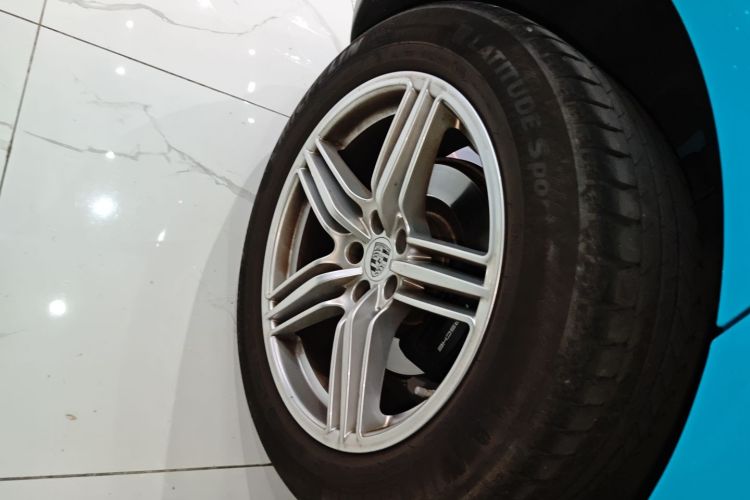 保时捷 2018款 Macan 2.0T车身外观6008