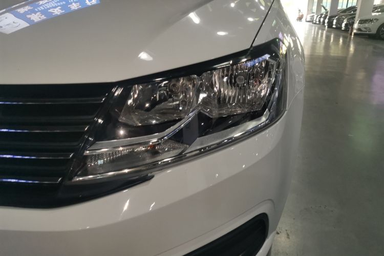 大众 朗逸 2017款 1.6L 自动风尚版局部细节36