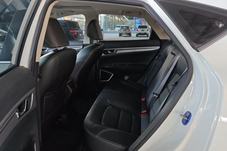 吉利汽车 帝豪GS 2019款 1.4T 手动雅中控内饰7004