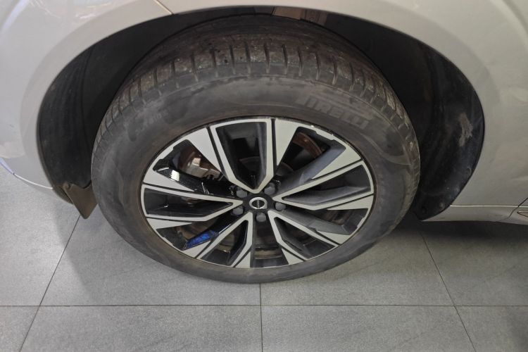 沃尔沃XC60 2023款 B5 四驱智远豪华版车身外观6007