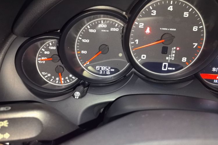 保时捷 2014款 Cayenne Platinum Edition 3.0T中控内饰15