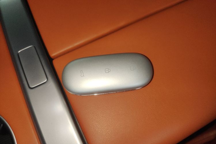 理想汽车 理想L7 2023款 Air中控内饰11