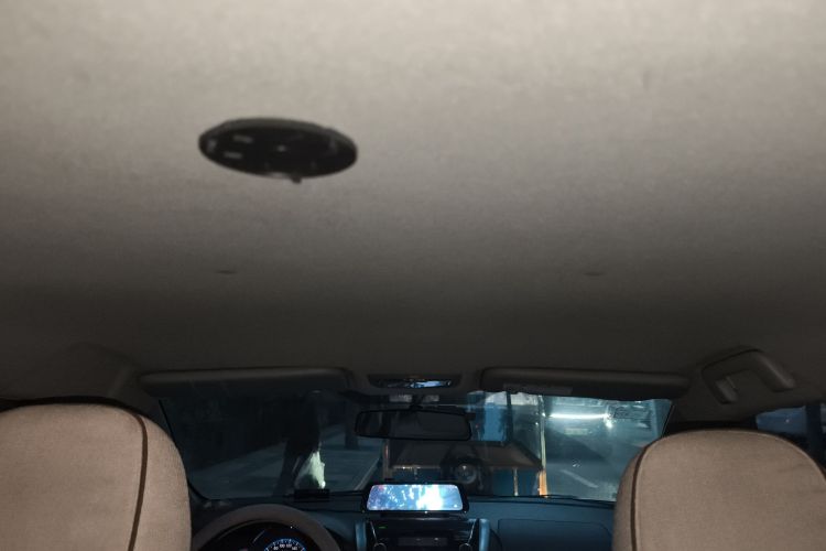 丰田 威驰 2014款 1.3L 手动型尚版中控内饰22