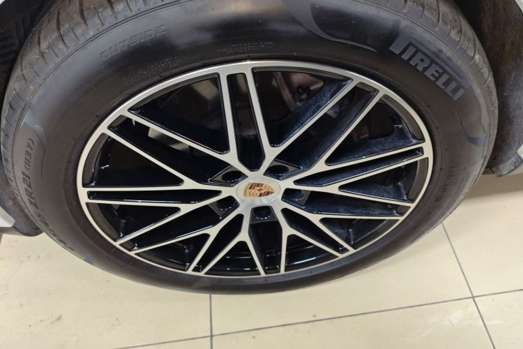 保时捷 2025款 Cayenne 3.0T车身外观6007