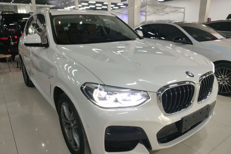 宝马X3 2020款  xDrive28i M运动套装车身外观3