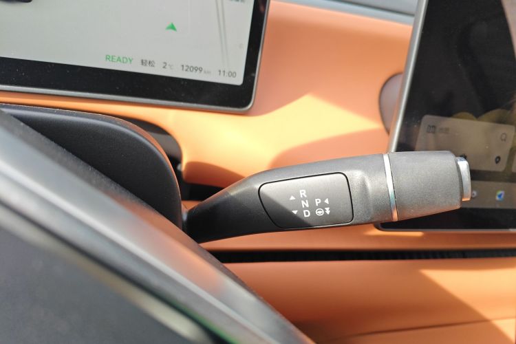 零跑汽车 零跑C10 2024款 210激光雷达版中控内饰18