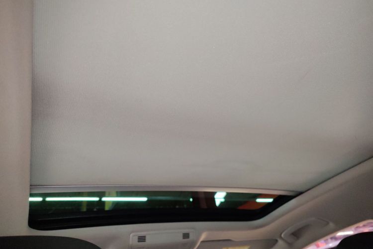 大众 迈腾 2017款 330TSI DSG 豪华型中控内饰22