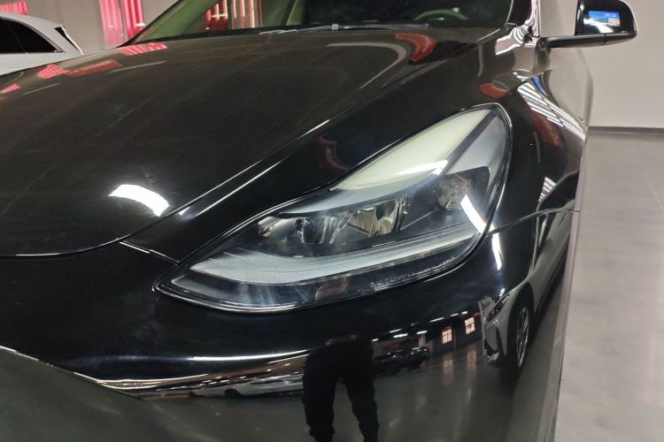 特斯拉 Model Y 2021款 标准续航后驱版局部细节36