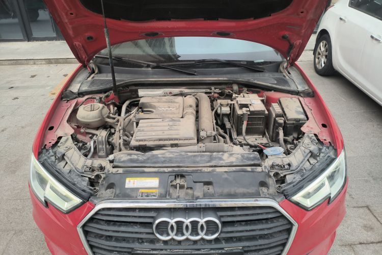 奥迪A3 2018款 30周年年型 Sportback 35 TFSI 进取型局部细节24