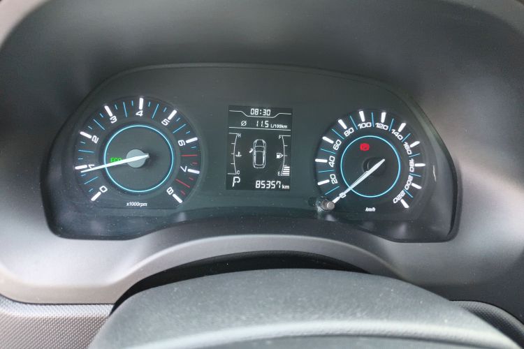 奇瑞 瑞虎3 2018款 经典版 1.6L CVT舒适型中控内饰14