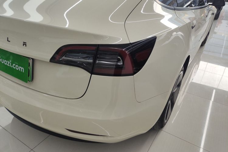 特斯拉 Model 3 2022款 后轮驱动版车身外观6006