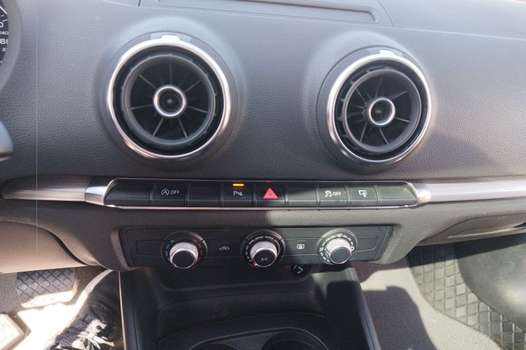 奥迪A3 2014款 Sportback 35 TFSI 自动时尚型局部细节16