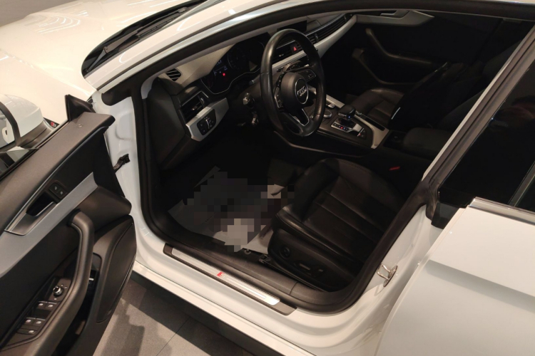 奥迪A5 2017款 Sportback 45 TFSI 时尚型中控内饰20