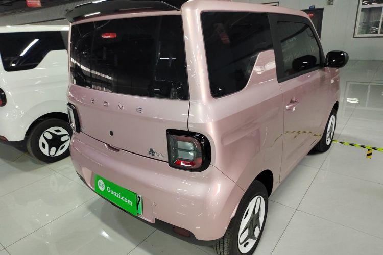 吉利银河 熊猫 2025款 210km 元气熊车身外观7