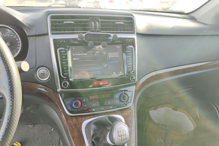 哈弗H6 2017款 红标 运动版 1.5T 手动两驱精英型中控内饰16