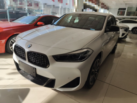 宝马X2 2021款 改款 sDrive25i 曜夜版