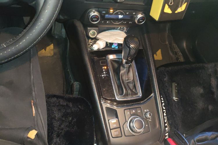 马自达CX-5 2019款 云控版 2.0L 自动两驱智尚型 国V中控内饰18