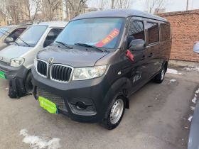 金杯 小海狮X30 2023款 1.5L 超享型客车5/6/7座无空调版SWC15M