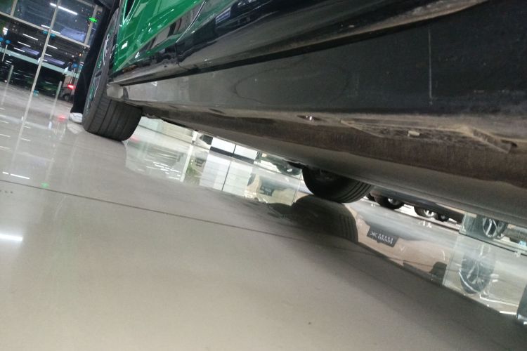 小米汽车 小米YU7 2025款 超长续航后驱版局部细节9002