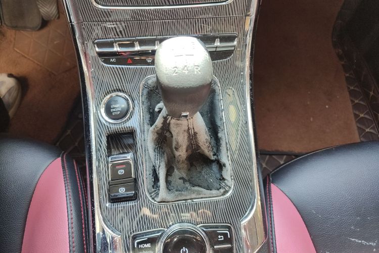 猎豹汽车 猎豹CS9 2017款 1.5L 手动风尚型中控内饰18