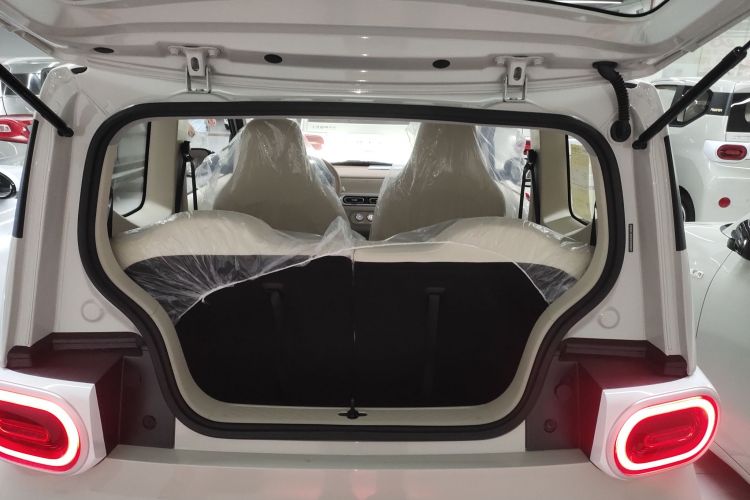 五菱汽车 宏光MINIEV 2024款 第三代 215km 青春版局部细节23