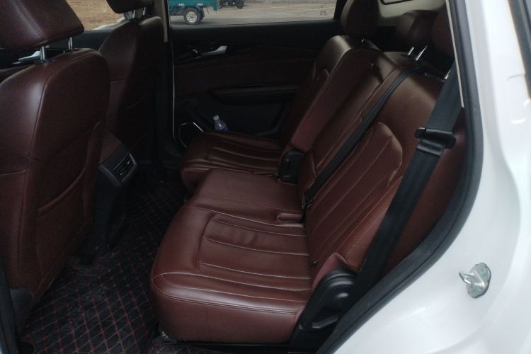 中国重汽VGV VGV U70Pro 2022款 1.5T 自动优悦版 7座中控内饰21