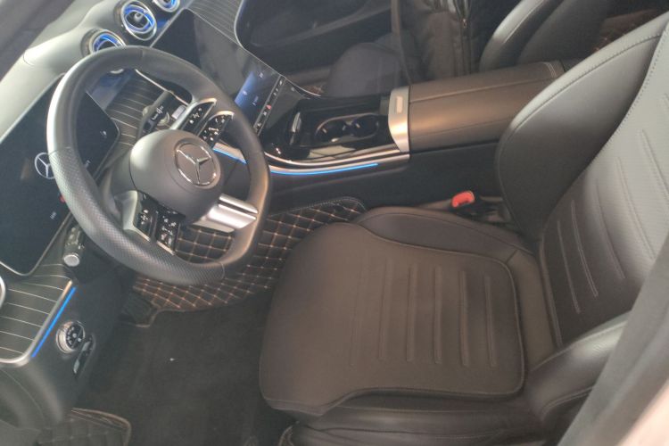 奔驰C级 2023款 改款 C 260 L 运动版局部细节19