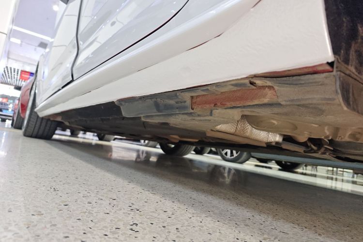 奥迪A4L 2018款 30周年年型 40 TFSI 时尚型局部细节9002