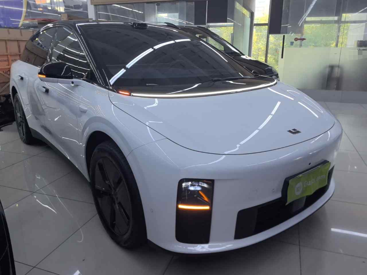 理想汽车 理想i6 2025款 两驱标准版(5)