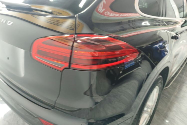 保时捷 2015款 Cayenne 3.0T车身外观6006