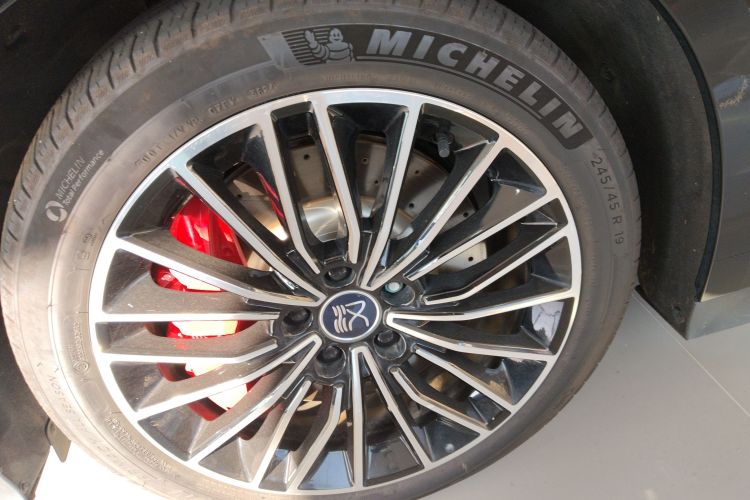 比亚迪 汉 2025款 EV 701KM激光雷达智驾型车身外观6007