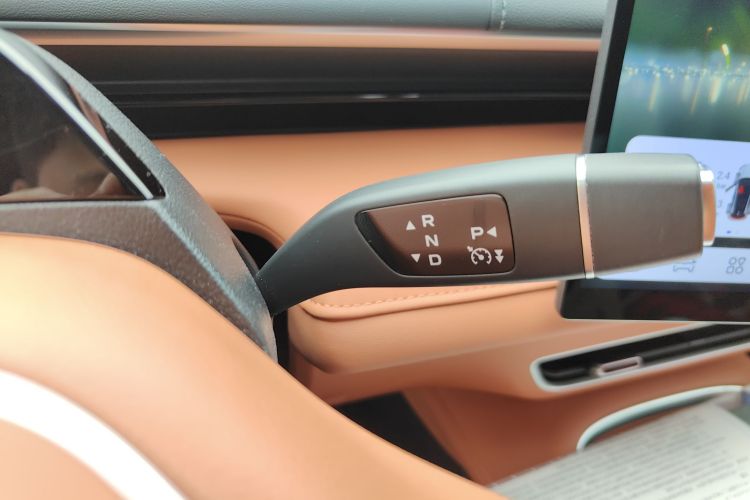 深蓝汽车 深蓝S07 2024款 285Max 乾崑智驾ADS SE增程版中控内饰18