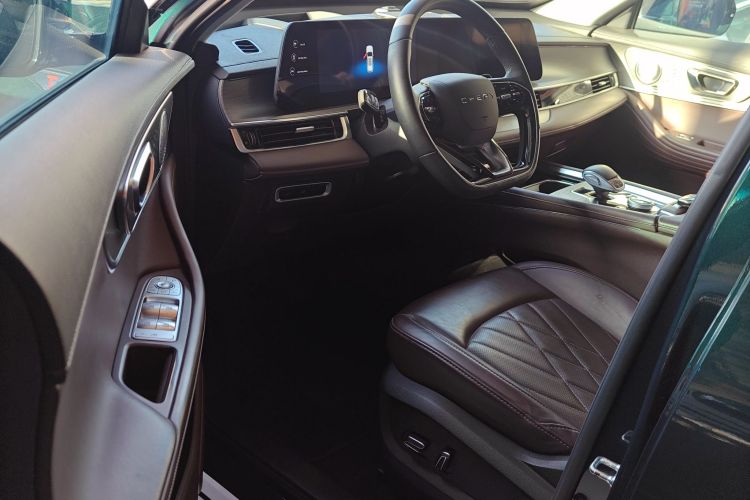 奇瑞 瑞虎8 PRO 2022款 390T 两驱浩瀚版 5座中控内饰20