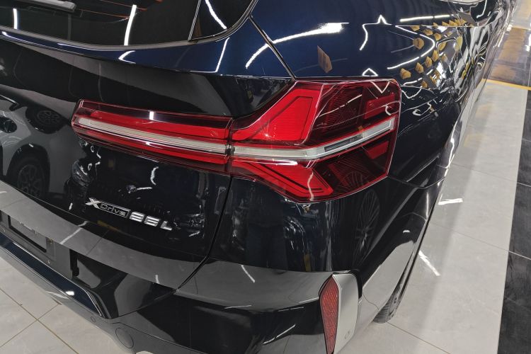 宝马X3 2025款 xDrive25L 豪华套装车身外观9