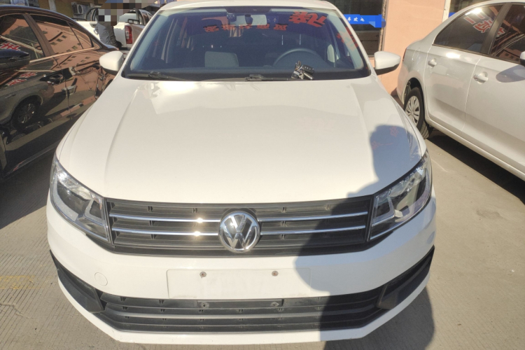 大众 桑塔纳 2016款 1.4L 手动风尚版车身外观2