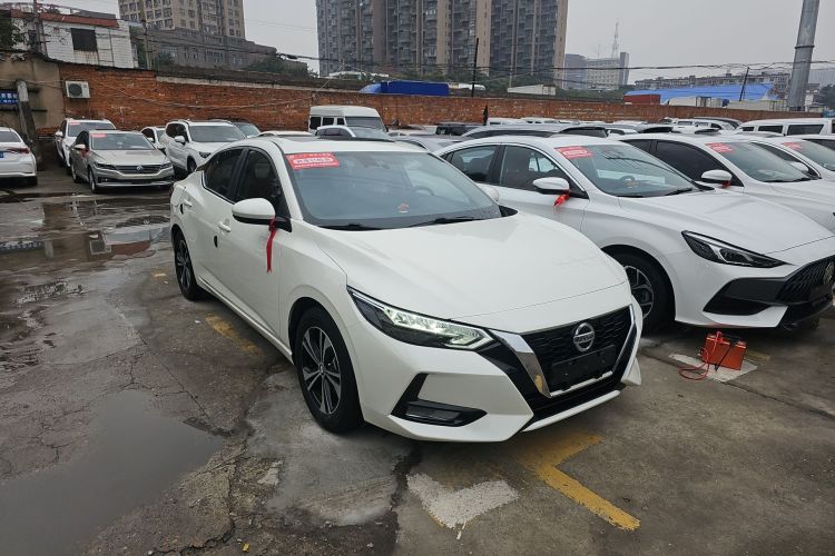 日产 轩逸 2020款 改款 1.6L XL CVT悦享版车身外观3