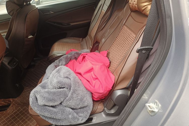 别克GL6 2018款 18T 6座豪华型中控内饰21